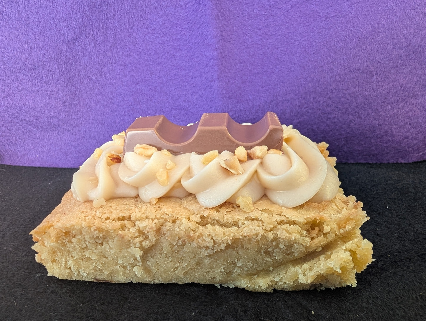Gluten Free Kinder Blondie